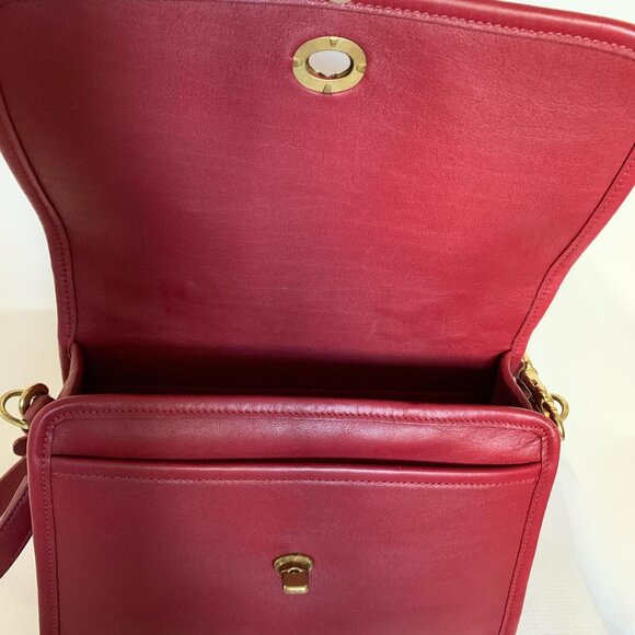 Coach vintage red leather crossbody bag with top handle - Picture 7 of 8